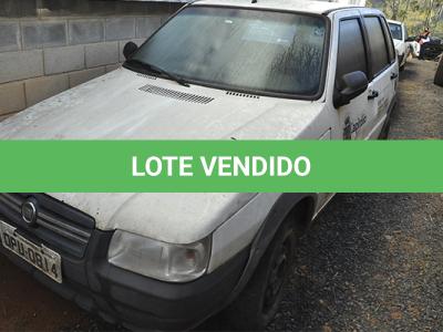 LOTE 017 - FIAT UNO MILLE WAY ECON - PLACA OPU 0814 - ANO 2013 2013