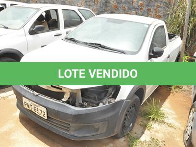 LOTE 027 - VW SAVEIRO CS ST MB - PLACA PWT-6572 - ANO 2015 2016