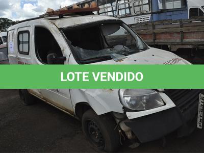 LOTE 034 - Fiat Doblo Ancar AMB - 2015 2015 - Branca - PMT-6316