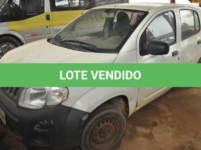 LOTE 010 - FIAT UNO VIVAVE 1.0 - PLACA HNH-1647 - ANO 2011 2012 - COR BRANCA