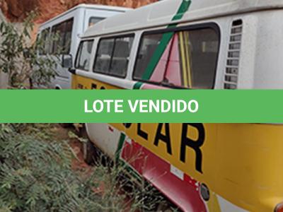 LOTE 004 - VW KOMBI ESCOLAR - PLACA HLF6313 - ANO 2011 2012