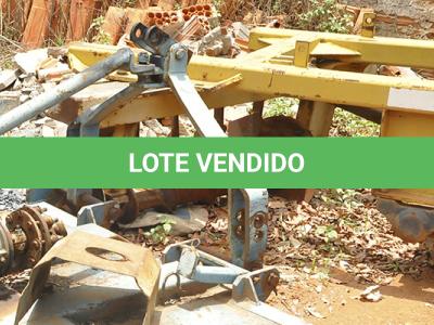 LOTE 010 - 1 MINI ROLO COMPRESSO, 3 IMPLEMENTOS E 1 BICICLETA ELETRICA