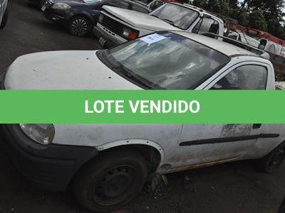 LOTE 037 - GM Corsa GL  - 1998 1999 - Branca - HMG-0186