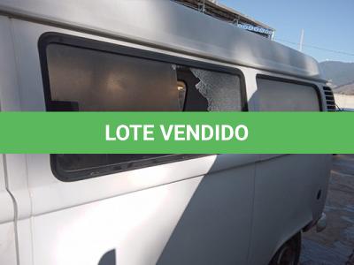 LOTE 003 - VW KOMBI - PLACA OPM7983 - ANO 2012 2013