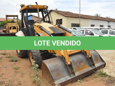 LOTE 006 - MAQUINA RETROESCAVADEIRA - VALENCE JCB – ANO 2011