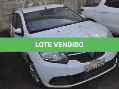 LOTE 008 - RENAULT LOGAN EXPR 16 M -  ANO 2014 2015