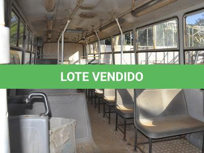 LOTE 010 - M. BENZ OF 1620 - PLACA GQV-9588