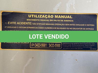 LOTE 011 - ELEVADOR PARA CADEIRANTE OU TRÊS PASSAGEIROS