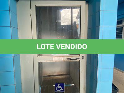 LOTE 011 - ELEVADOR PARA CADEIRANTE OU TRÊS PASSAGEIROS