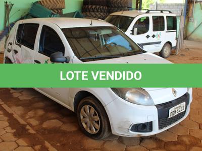 LOTE 003 - RENAULT SANDERO AUT1610V- PLACA OQM-8233 - ANO 2013-2014