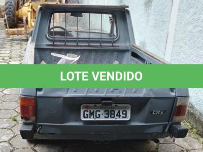 LOTE 002 - 01/02 - VEICULO FIAT 147 - GMG-3849 - 1986 1986. - 02/02 SUCATA DERIVADO OBRA.