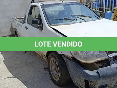 LOTE 008 - FIAT STRADA FIRE FLEX - ANO 2011 2011
