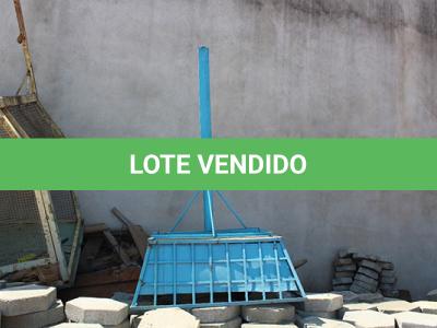 LOTE 017 - SUCATA - TRAVESSAS METÁLICAS - LIXEIRAS METÁLICAS