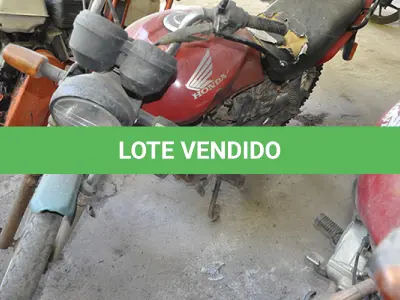 LOTE 001 - HONDA CG 125 FAN KS - ANO 2013 2013 - PLACA OQK-8238
