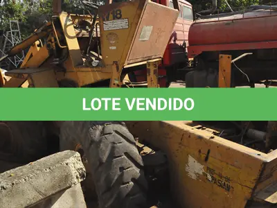 LOTE 022 - SUCATA - MAQUINA CASE W18 - CHASSI IHF0014751