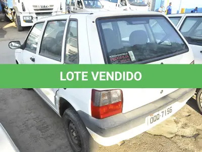 LOTE 002 - FIAT UNO MILLE ECONOMY - ANO 2013 2013 - PLACA OQQ-7156