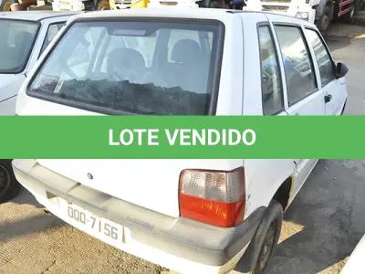 LOTE 002 - FIAT UNO MILLE ECONOMY - ANO 2013 2013 - PLACA OQQ-7156
