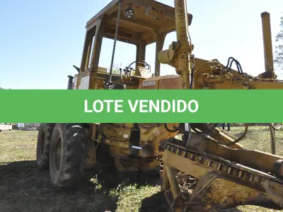 LOTE 011 - MOTONIVELADORA PATROL FIATALLIS - ANO 2000