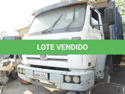 LOTE 018 - VW 15.180 - ANO 2000 2000 - PLACA HMM-5052