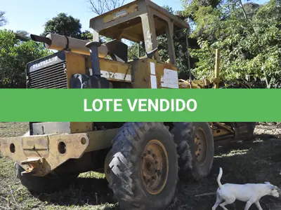 LOTE 011 - MOTONIVELADORA PATROL FIATALLIS - ANO 2000