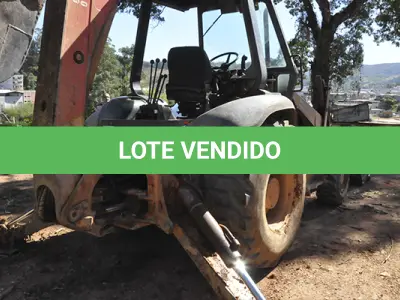 LOTE 010 - RETRO CASE 580 L - ANO 1997