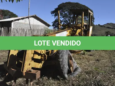 LOTE 011 - MOTONIVELADORA PATROL FIATALLIS - ANO 2000