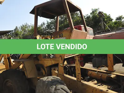 LOTE 022 - SUCATA - MAQUINA CASE W18 - CHASSI IHF0014751