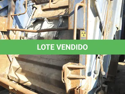 LOTE 018 - VW 15.180 - ANO 2000 2000 - PLACA HMM-5052
