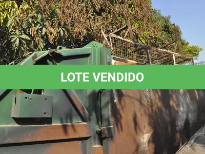 LOTE 025 - SUCATA CAÇAMBA COMPACTADOR DE LIXO