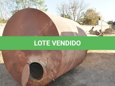 LOTE 047 - SUCATA - CAIXA D'AGUA DE FERRO E DEBULHADOR DE MILHO