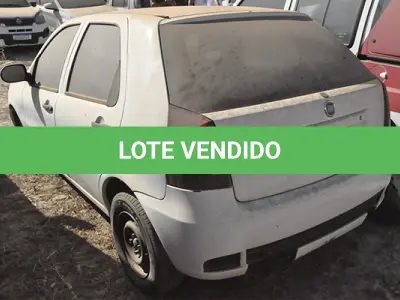 LOTE 004 - FIAT PALIO FIRE - ANO 2016 2016 - PLACA PXM-8262