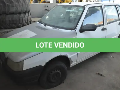 LOTE 007 - FIAT UNO MILLE ECONOMY - ANO 2013 2013 - PLACA OQE-5296