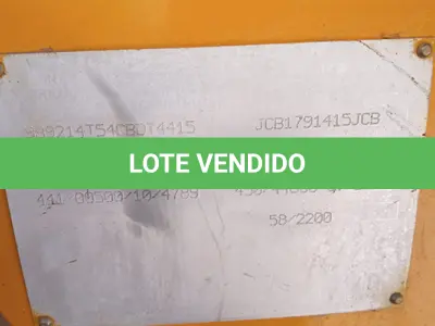 LOTE 051 - RETRO ESCAVADEIRA JCB 4X4 - ANO 2015