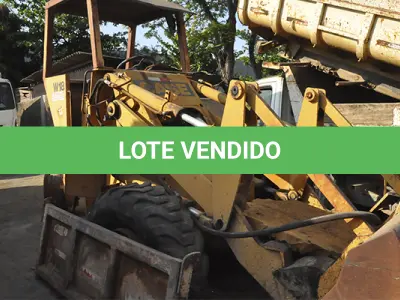 LOTE 022 - SUCATA - MAQUINA CASE W18 - CHASSI IHF0014751