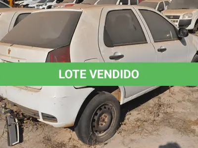 LOTE 005 - FIAT PALIO FIRE - ANO 2015 2016 - PLACA PXG-0521