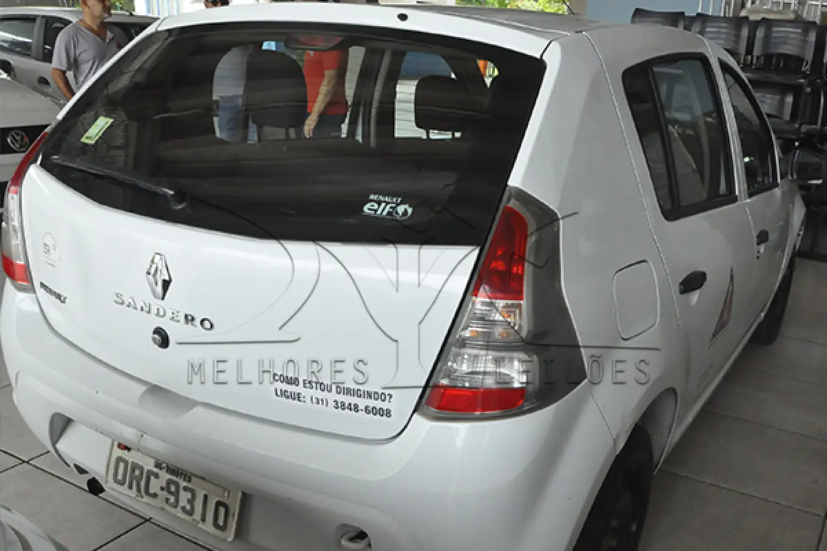 LOTE 005 - RENAUT SANDEIRO AU1016V - PLACA ORC-9310 - ANO 2014 2014 - COR BRANCA