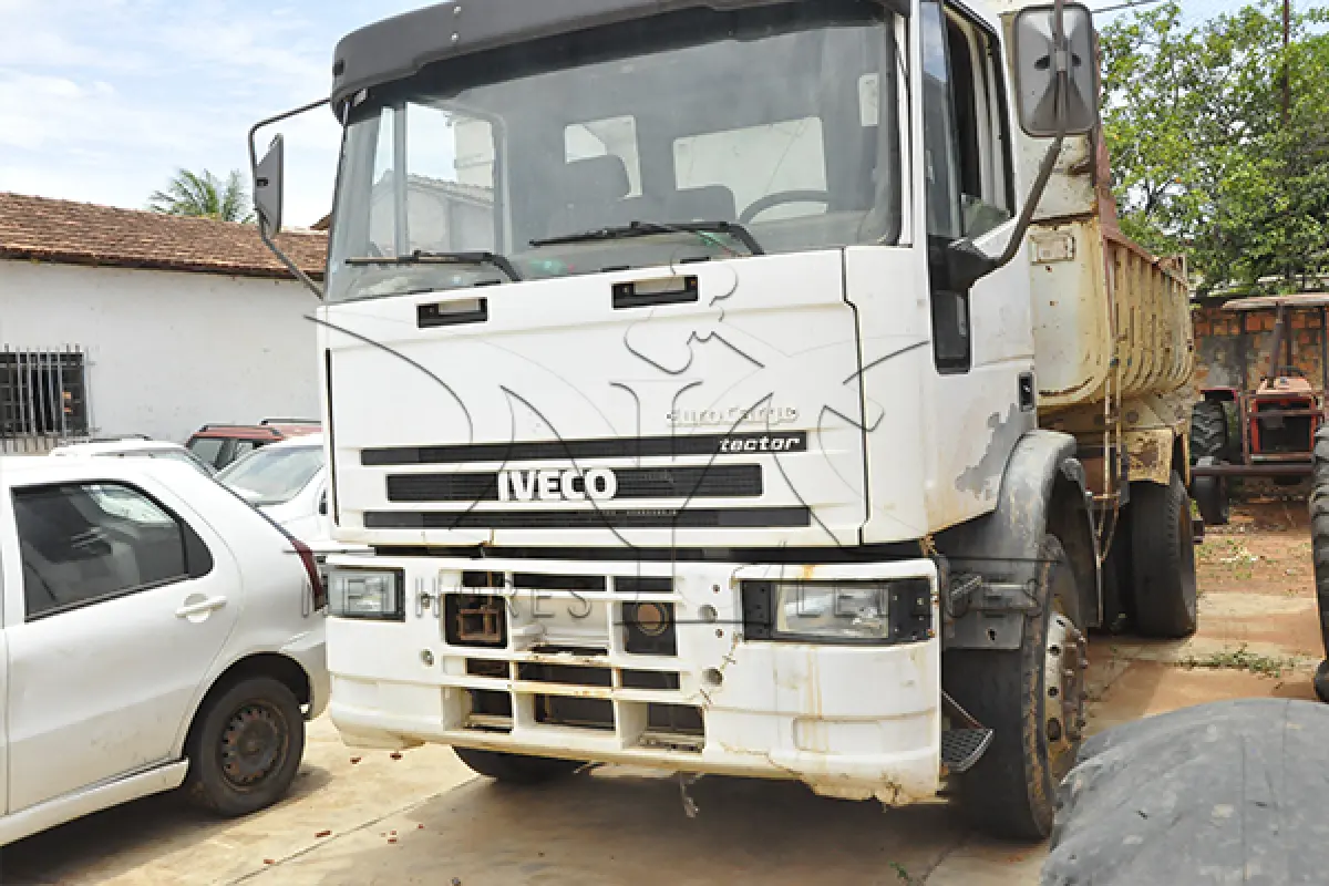LOTE 014 - IVECO ECTECTOR  170E22 - PLACA HMH-0216 - ANO 2006 2007