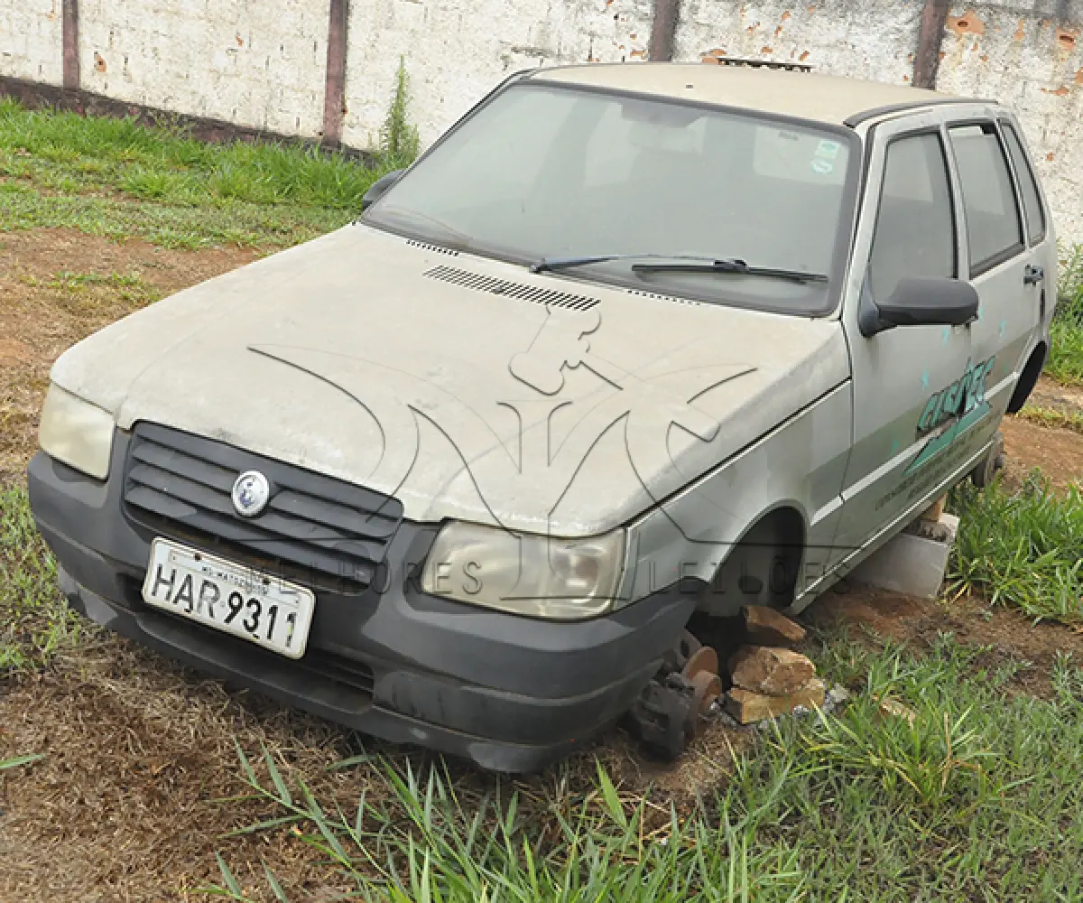 LOTE 001 - FIAT UNO MILLE FIRE FLEX -PLACA HAR9311 -ANO 2006 2007 -COR VERDE