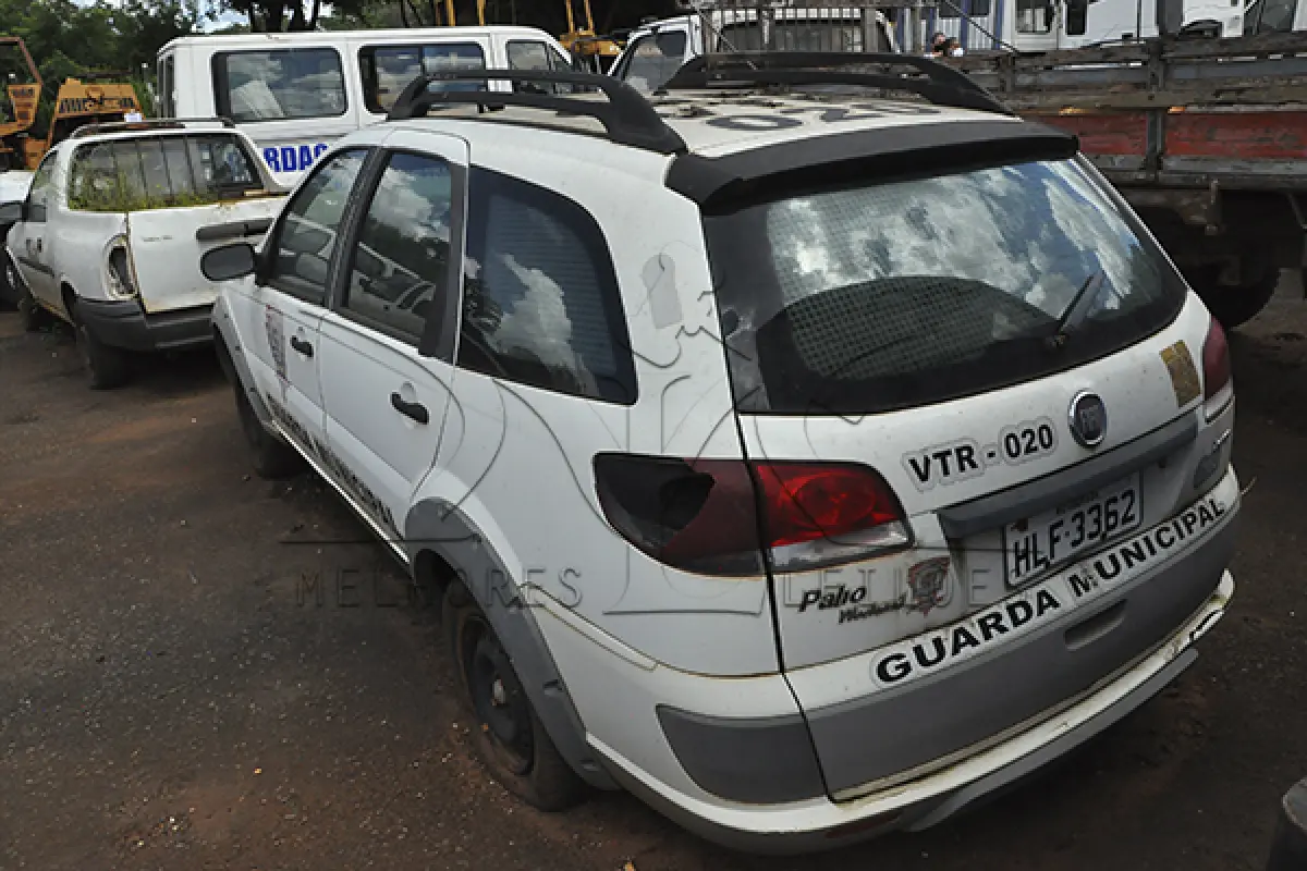 LOTE 039 - Fiat Palio WEEK TREKKING	- 2010 2010	 - Branca -HLF-3362