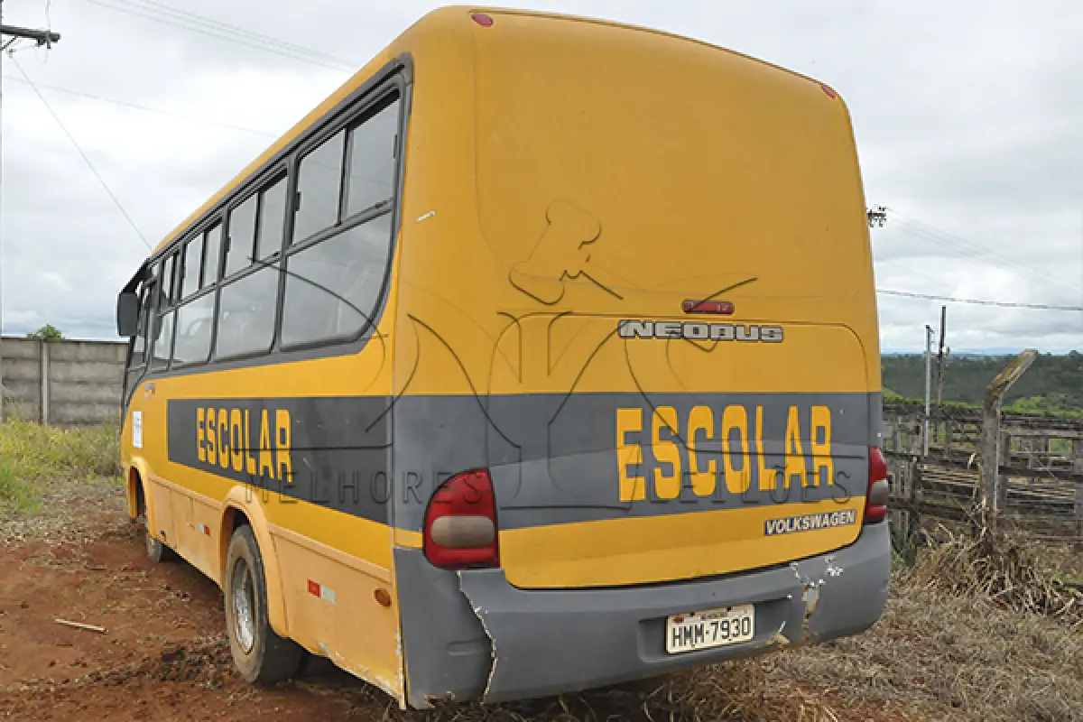 LOTE 005 - VW 8-150NEOBUS THUNDERBOY - PLACA HMM-7930 - ANO 2001 2002 - COR AMARELA