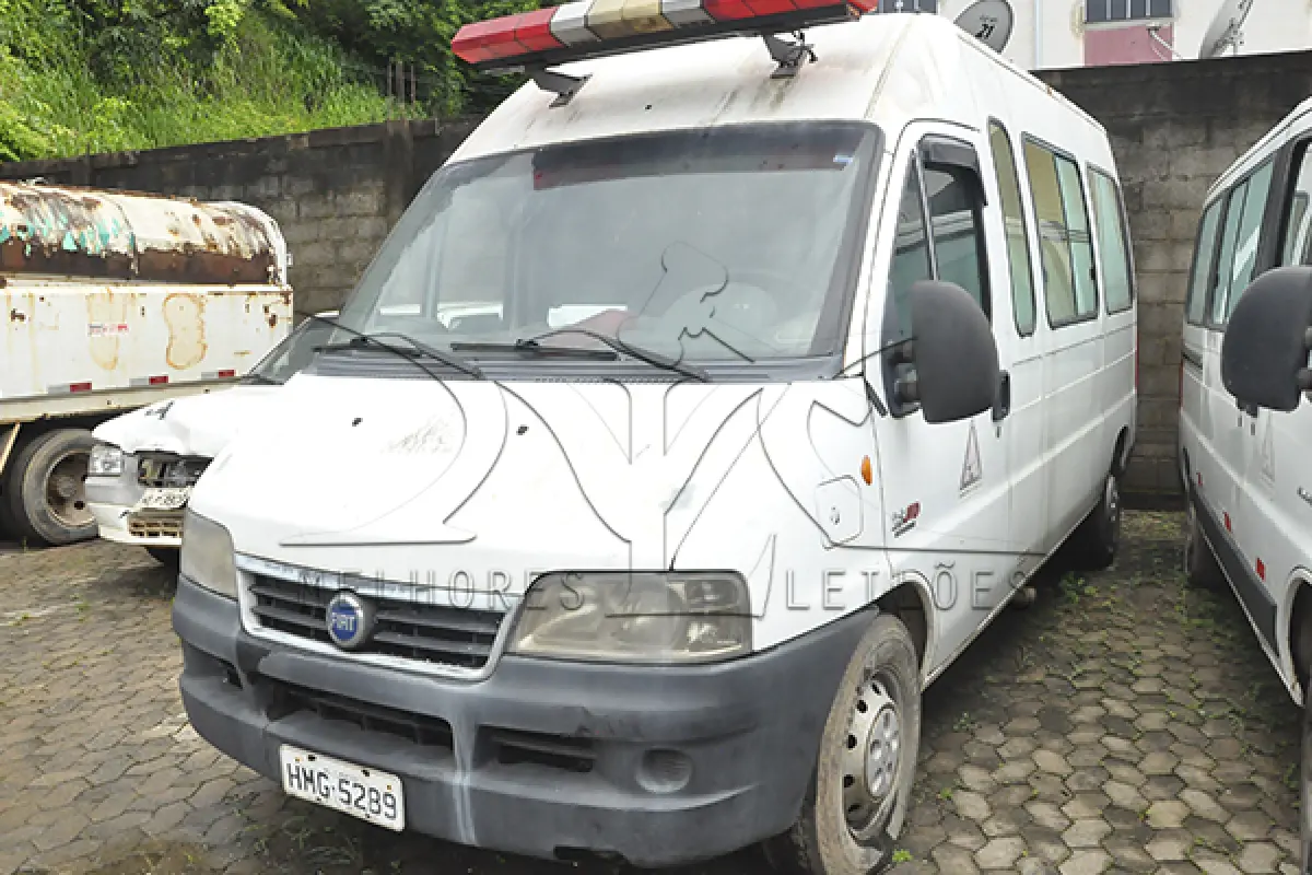 LOTE 003 - FIAT DUCATO M RONTAN AMB - PLACA HMG-5289 - ANO 2005 2006 - COR BRANCA