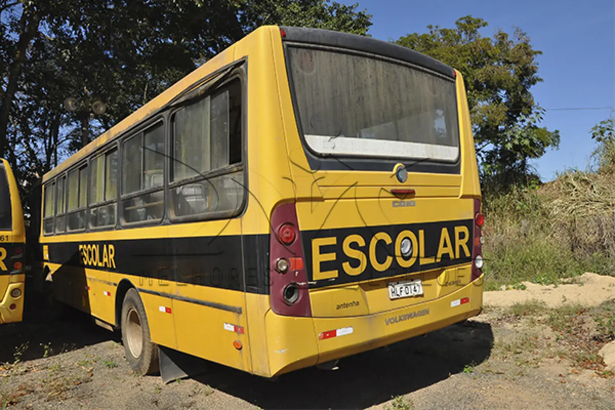 LOTE 003 - VW INDUSCAR FOZ U - PLACA HLF 0147 - ANO 2009 2009