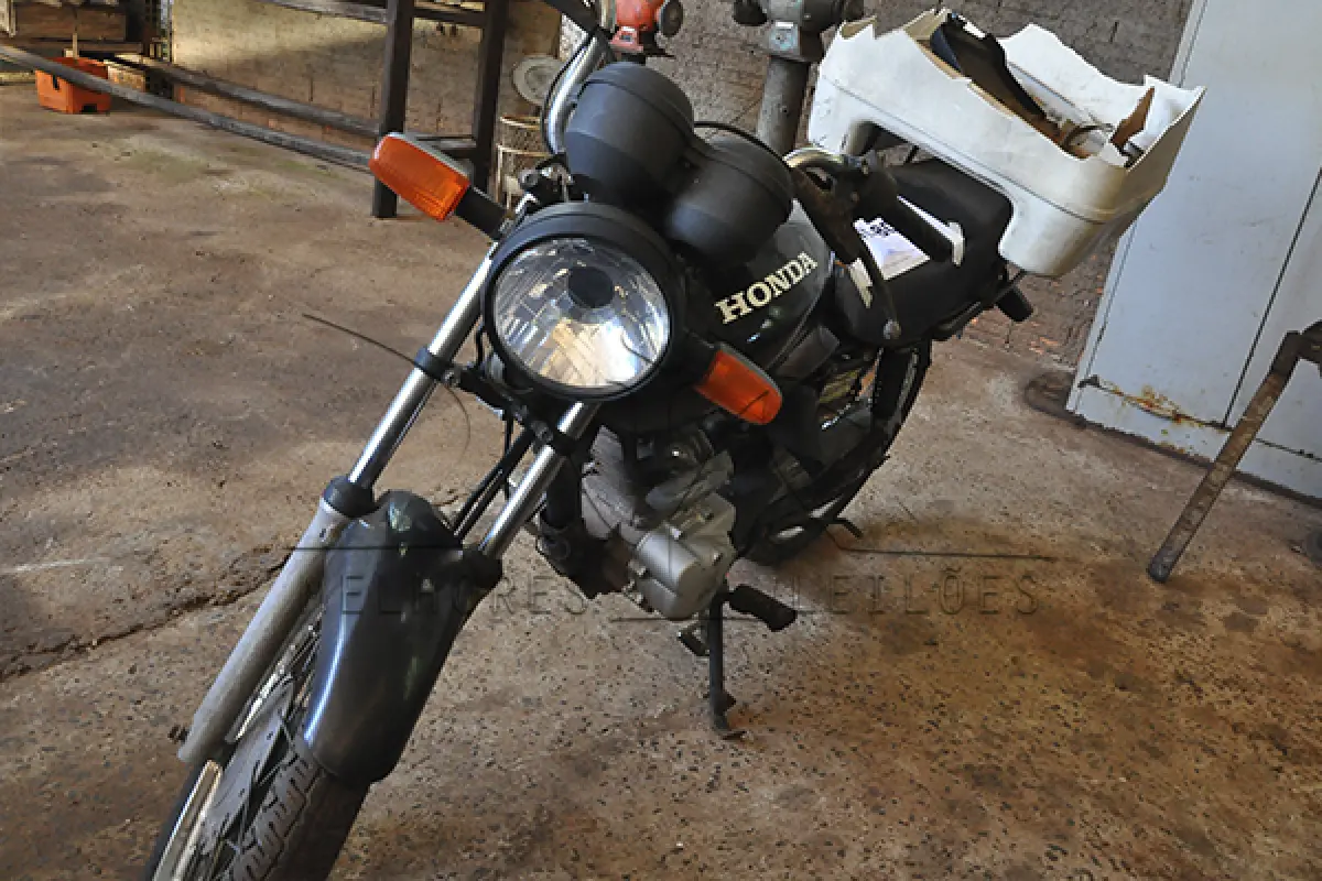 LOTE 004 - Honda CG 125 FAN - 2006 2007 - Preta - HDX-1426