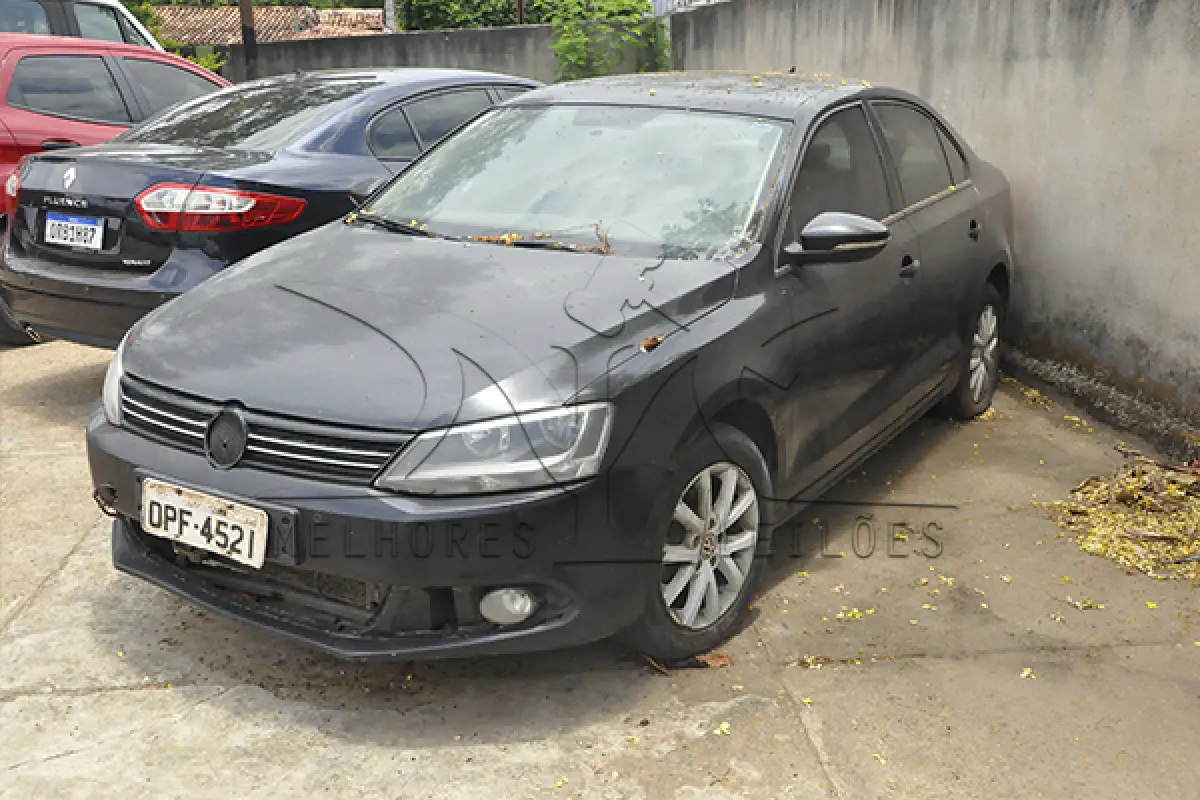 LOTE 023 - I VW JETTA 2.0 - PLACA OPF-4521 - ANO 2012 2013