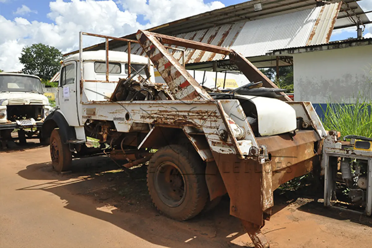 LOTE 041 - M. Bens L1513  - 1977 1977 - Branca - GRN-5561