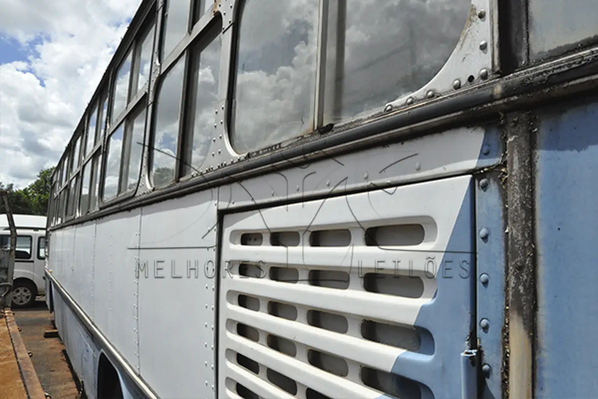 LOTE 043 - M. Bens O 362 - 1975 1975 - Branca - GMM-3485