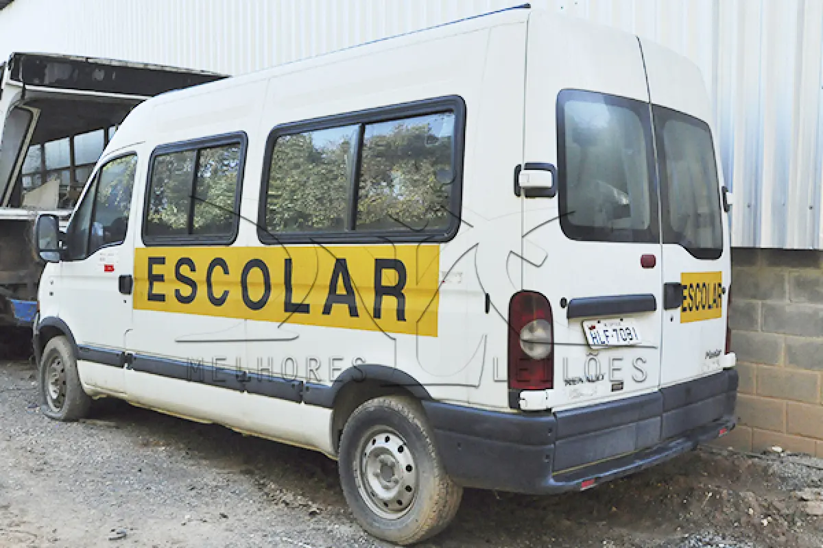 LOTE 008 - RENAULT MASTER BUS16 DCI - PLACA HLF7081 - ANO 2011 2012