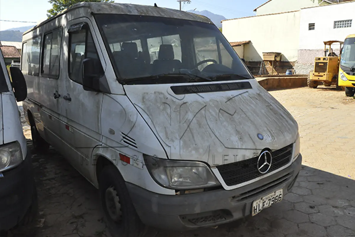 LOTE 005 - I M. BENZ313CDI SPRINTERM - PLACA HLF 7966 - ANO 2011 2011