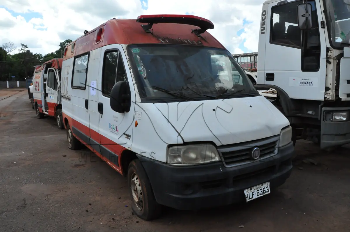 LOTE 046 - SUCATA - FIAT DUCATO MC ROTANAMB	- HLF-6363 - 2010 2011
