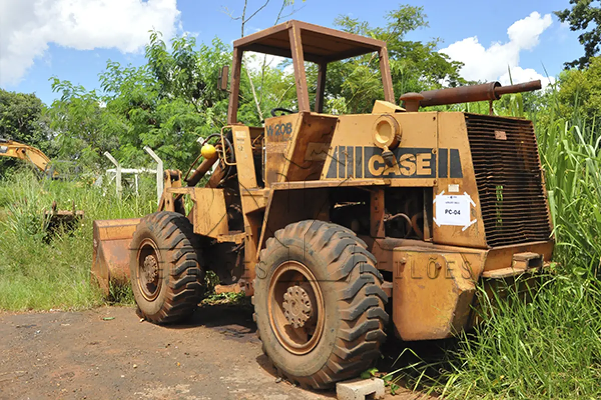 LOTE 049 - PA CARREGADEIRA CASE W20B  - 1990 - PC04